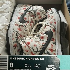 Men's Size 8 Cherry Blossom Nike Dunk High Pro SB